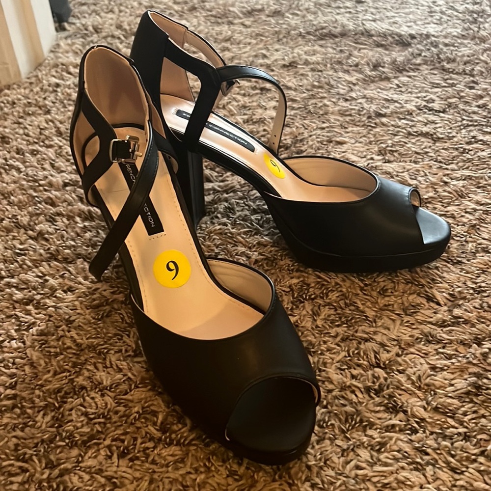 Black Chunky PeepToe Heels